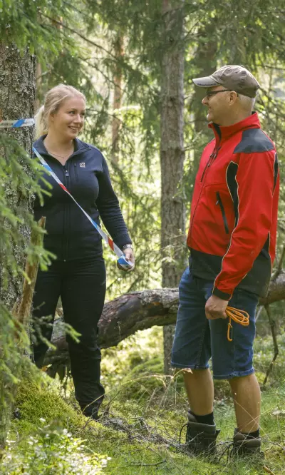 Vi har flere rådgivere i vår organisasjon til å hjelpe oss med oppdrag som går på frivillig vern av skog, takseringer, miljø og verdisettigger.